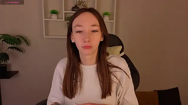 Miche1le Allenne online show from March 2026 01:00:02 AM