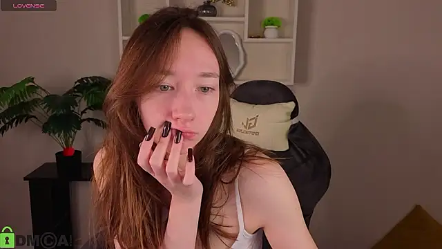 Miche1le Allenne online show from February 2026 01:01:02 AM