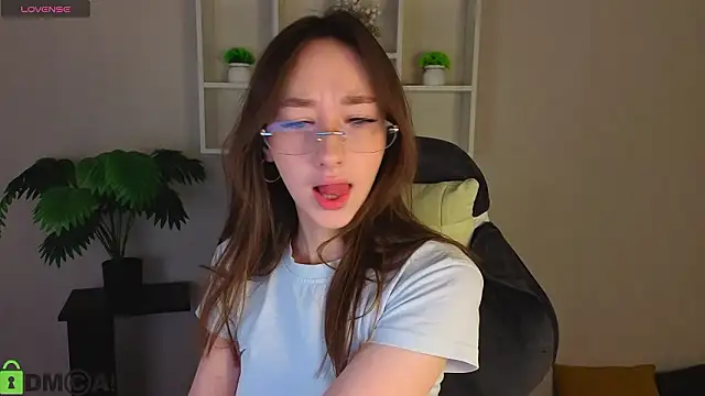 Miche1le Allenne online show from February 2026 01:05:02 AM