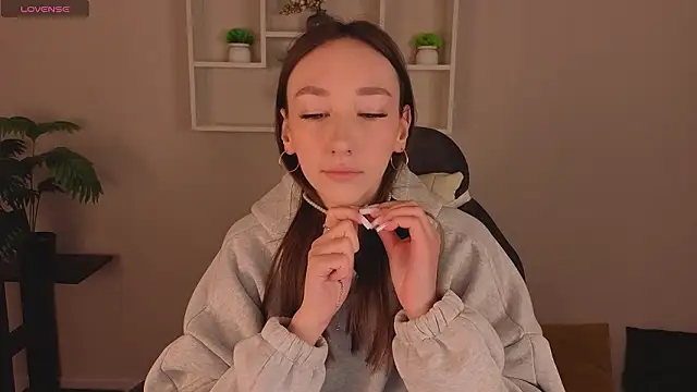 Miche1le Allenne online show from March 2026 01:06:01 AM