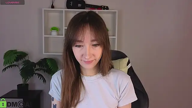 Miche1le Allenne online show from April 2026 01:11:02 AM