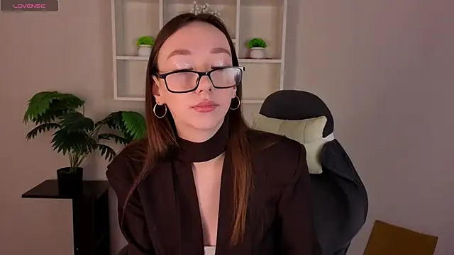 Miche1le Allenne online show from April 2026 01:01:01 AM