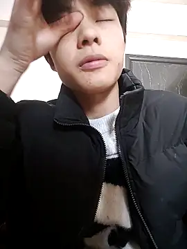 junjun1189 online show from December 2025 12:27:02 AM