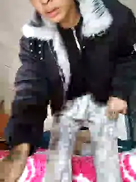 junjun1189 online show from November 2025 06:02:02 AM