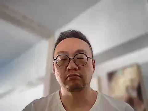 Kumamon518 online show from February 2026 06:02:01 AM