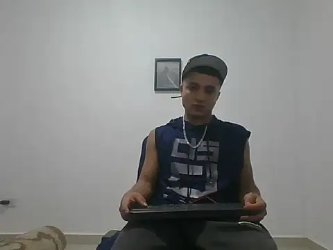 Snapshot of yissus_20_ chatting on November 2025 04:38:02 AM yissus 20 online show from November 2025 04:38:02 AM