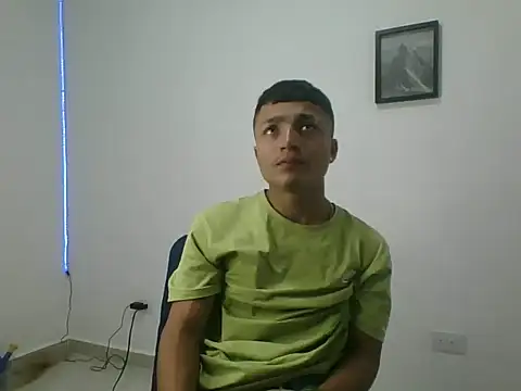 Snapshot of yissus_20_ chatting on April 2026 04:36:02 PM yissus 20 online show from April 2026 04:36:02 PM