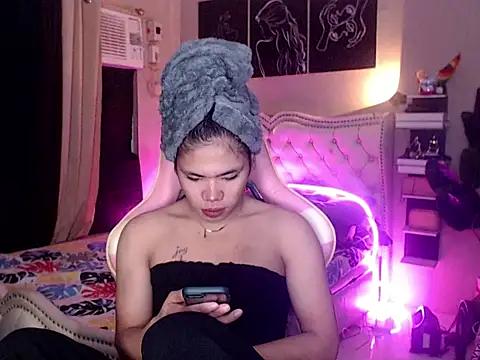 Snapshot of Ionic_Aika chatting on November 2025 09:19:02 AM Ionic Aika online show from November 2025 09:19:02 AM