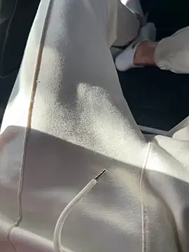 Zoro404040 online show from October 2025 02:07:01 PM