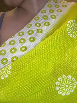 annanya01 online show from April 2026 03:36:01 PM