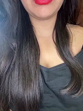 annanya01 online show from May 2026 05:07:01 AM