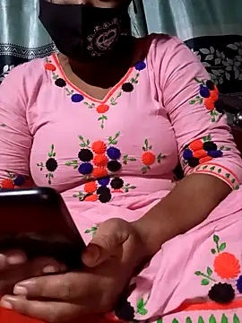 ANNA HOT111 online show from November 2025 05:06:02 PM