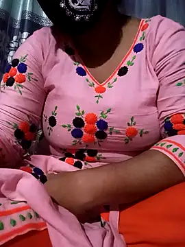 ANNA HOT111 online show from November 2025 03:33:02 PM