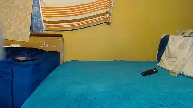 CandyMayaxx2 online show from December 2025 05:23:02 PM