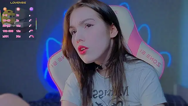 Sophie SkyAngel online show from June 2026 04:17:02 AM