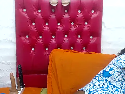 CASSANDRASTONE46 online show from October 2025 04:07:02 PM