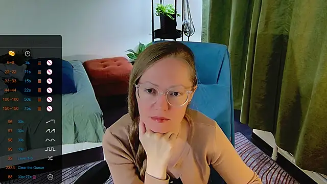 Snapshot of _Goldilocks_ chatting on September 2025 06:57:02 AM  Goldilocks  online show from September 2025 06:57:02 AM