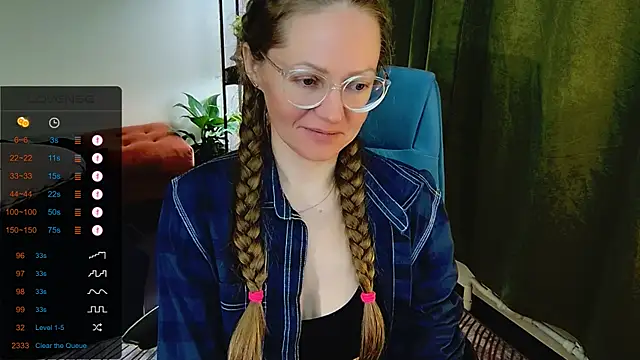 Snapshot of _Goldilocks_ chatting on September 2025 07:02:02 AM  Goldilocks  online show from September 2025 07:02:02 AM