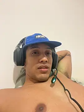 Snapshot of BAGHEERAPGG chatting on November 2025 12:05:01 AM BAGHEERAPGG online show from November 2025 12:05:01 AM