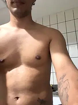 Snapshot of BAGHEERAPGG chatting on November 2025 10:24:01 PM BAGHEERAPGG online show from November 2025 10:24:01 PM