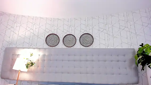 Snapshot of MiaCoopper chatting on September 2025 07:57:02 PM MiaCoopper online show from September 2025 07:57:02 PM