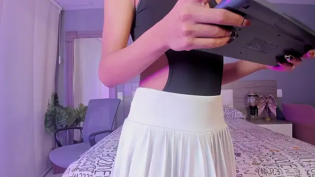 Snapshot of Alaiaguerra chatting on October 2025 07:34:02 PM Alaiaguerra online show from October 2025 07:34:02 PM