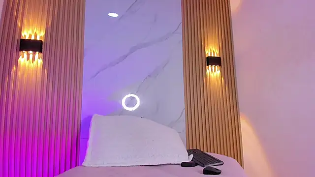 imtammy lynn  online show from April 2026 11:33:01 AM