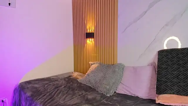 imtammy lynn  online show from April 2026 11:38:02 AM