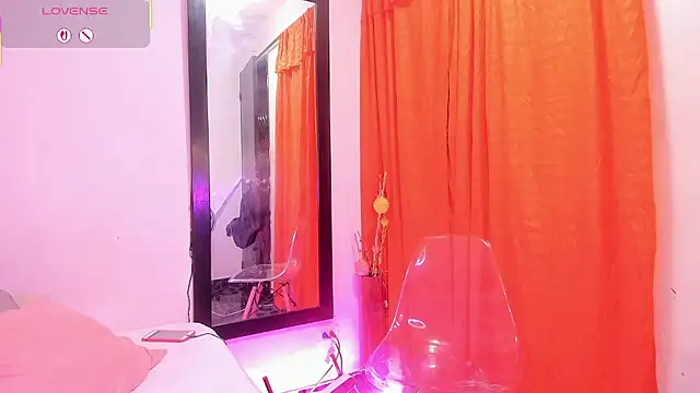 Amber-Sweett online show from July 2026 11:11:02 PM