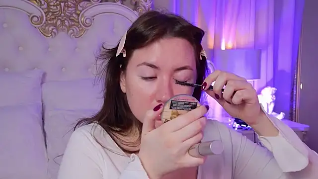 Snapshot of MeganStrain chatting on December 2025 03:16:02 AM MeganStrain online show from December 2025 03:16:02 AM