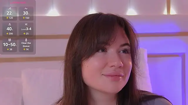 Snapshot of MeganStrain chatting on October 2025 03:07:02 AM MeganStrain online show from October 2025 03:07:02 AM