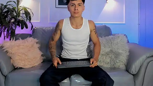 Leo santoro online show from March 2026 02:09:01 PM