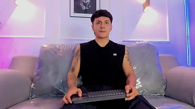 Leo santoro online show from March 2026 01:45:02 PM