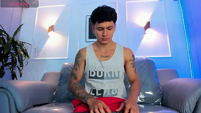 Leo santoro online show from March 2026 01:59:01 PM