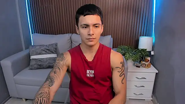 Leo santoro online show from September 2025 01:47:02 PM