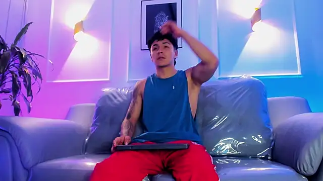 Leo santoro online show from March 2026 12:16:02 PM