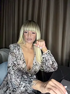 BOO D online show from October 2025 11:22:02 PM