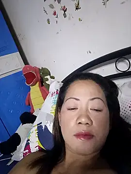 Snapshot of SweetASS6969 chatting on November 2025 06:18:01 AM SweetASS6969 online show from November 2025 06:18:01 AM