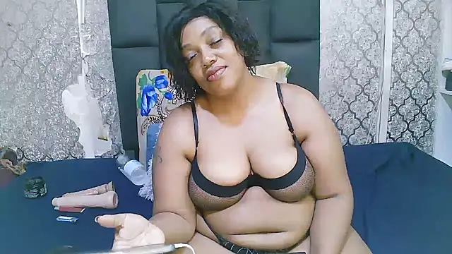 SexyKiarah online show from December 2025 10:34:02 PM