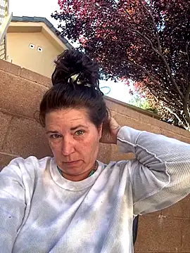 Snapshot of petalsexy chatting on November 2025 06:00:02 PM petalsexy online show from November 2025 06:00:02 PM