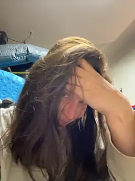 Snapshot of petalsexy chatting on November 2025 05:28:01 PM petalsexy online show from November 2025 05:28:01 PM