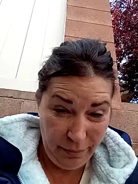 Snapshot of petalsexy chatting on October 2025 04:51:01 PM petalsexy online show from October 2025 04:51:01 PM