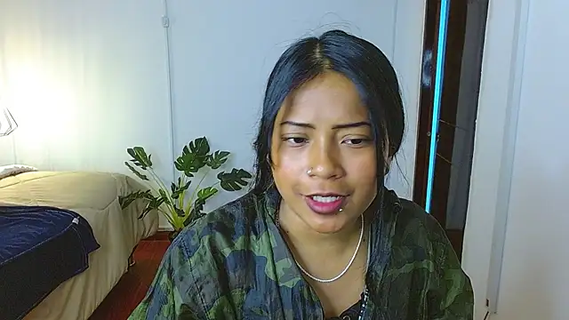 LilyCutee  online show from October 2025 07:15:01 PM