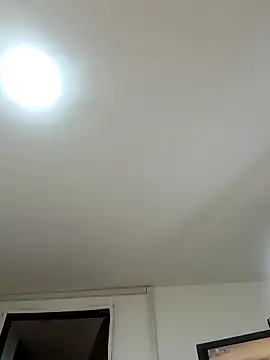 LilyCutee  online show from September 2025 05:46:01 PM