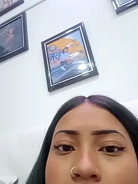 LilyCutee  online show from September 2025 07:04:01 PM