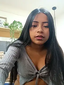 LilyCutee  online show from October 2025 07:26:02 PM