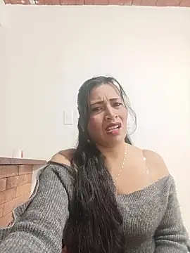 PAULA20- online show from October 2025 02:17:02 PM