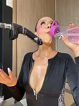 ValentinaBianchi online show from February 2026 07:03:01 PM