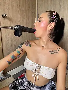 ValentinaBianchi online show from February 2026 07:47:01 PM