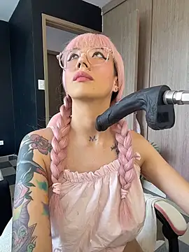 ValentinaBianchi online show from December 2025 07:18:02 PM